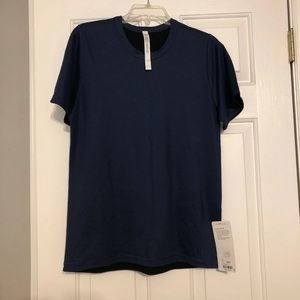 Lululemon men’s shirt